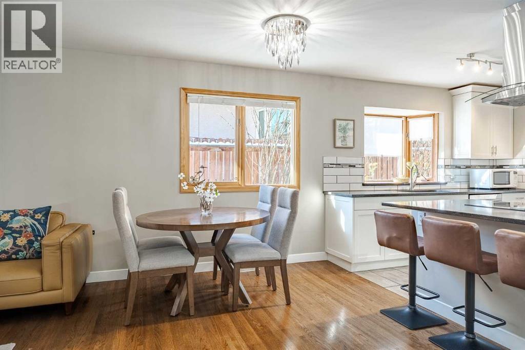 94 Brantford Crescent Nw, Calgary, Alberta  T2L 1N8 - Photo 12 - A2288265