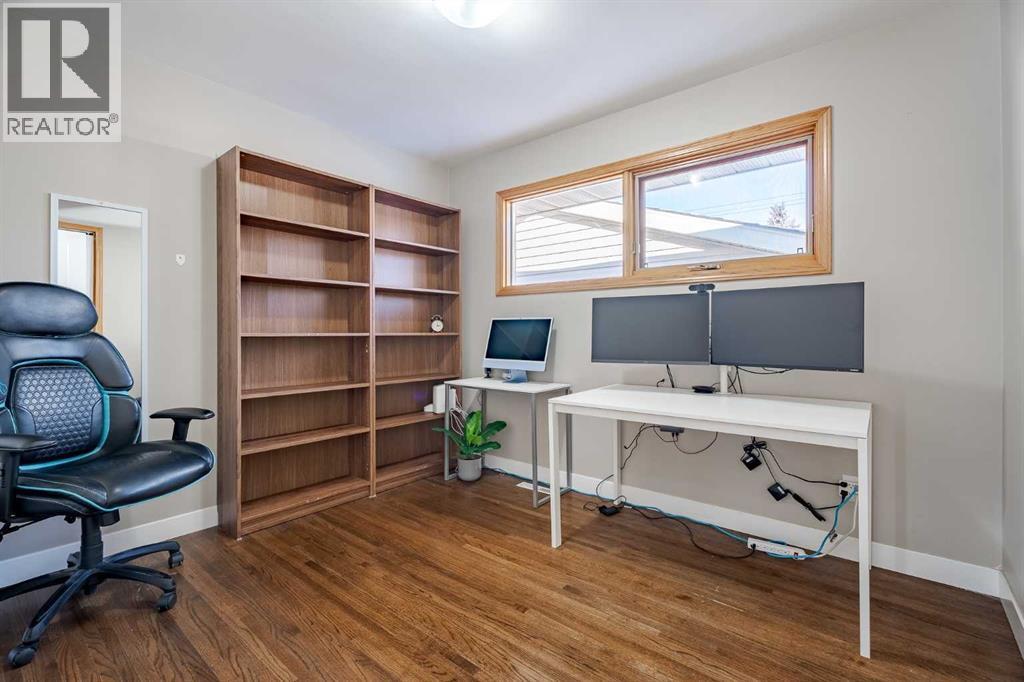 94 Brantford Crescent Nw, Calgary, Alberta  T2L 1N8 - Photo 18 - A2288265