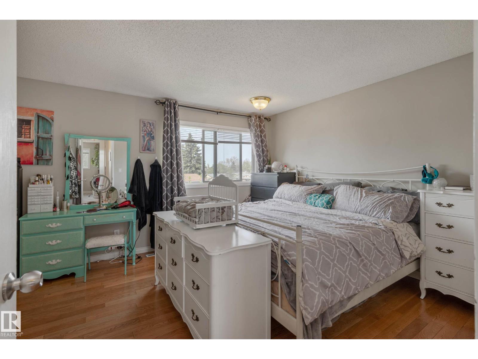 9909 171 Av Nw, Edmonton, Alberta  T5X 4X2 - Photo 13 - E4475027