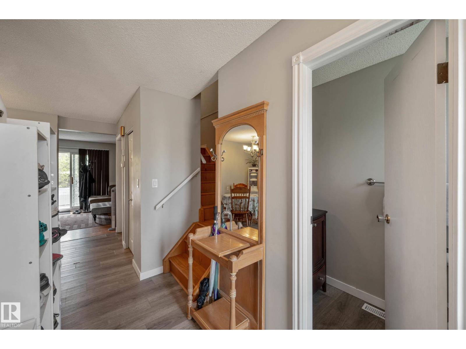 9909 171 Av Nw, Edmonton, Alberta  T5X 4X2 - Photo 5 - E4475027