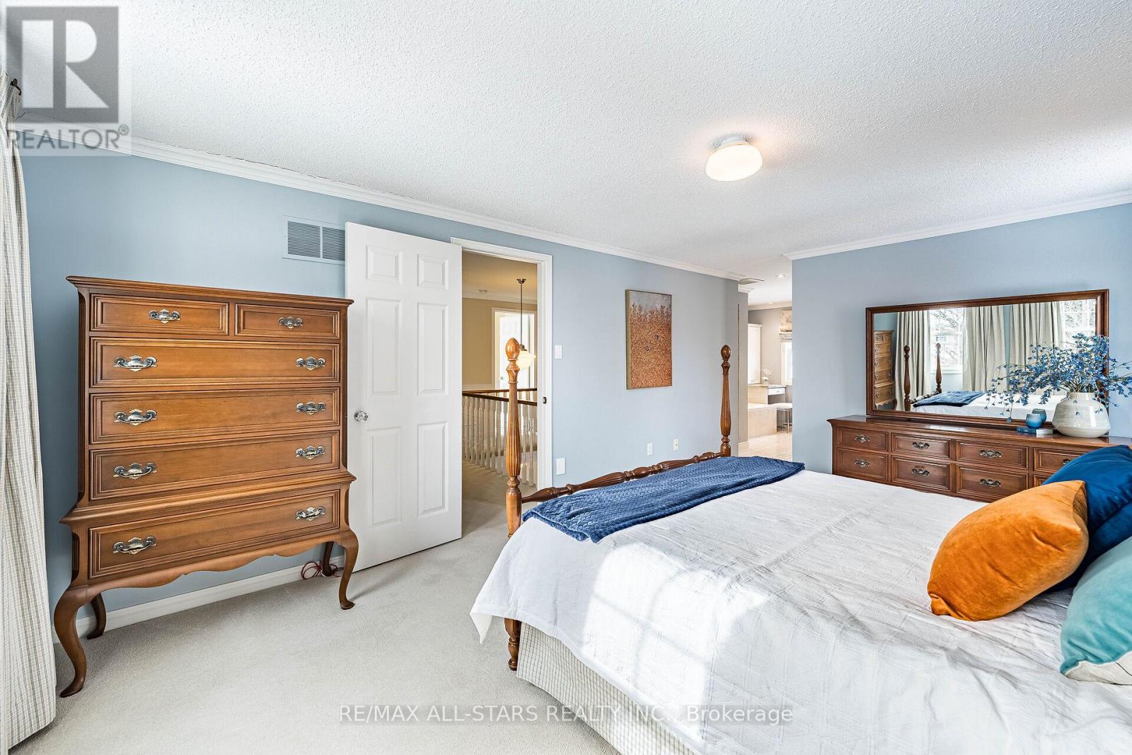 24 Ferndell Circle, Markham, Ontario  L3R 3Y8 - Photo 28 - N12820528