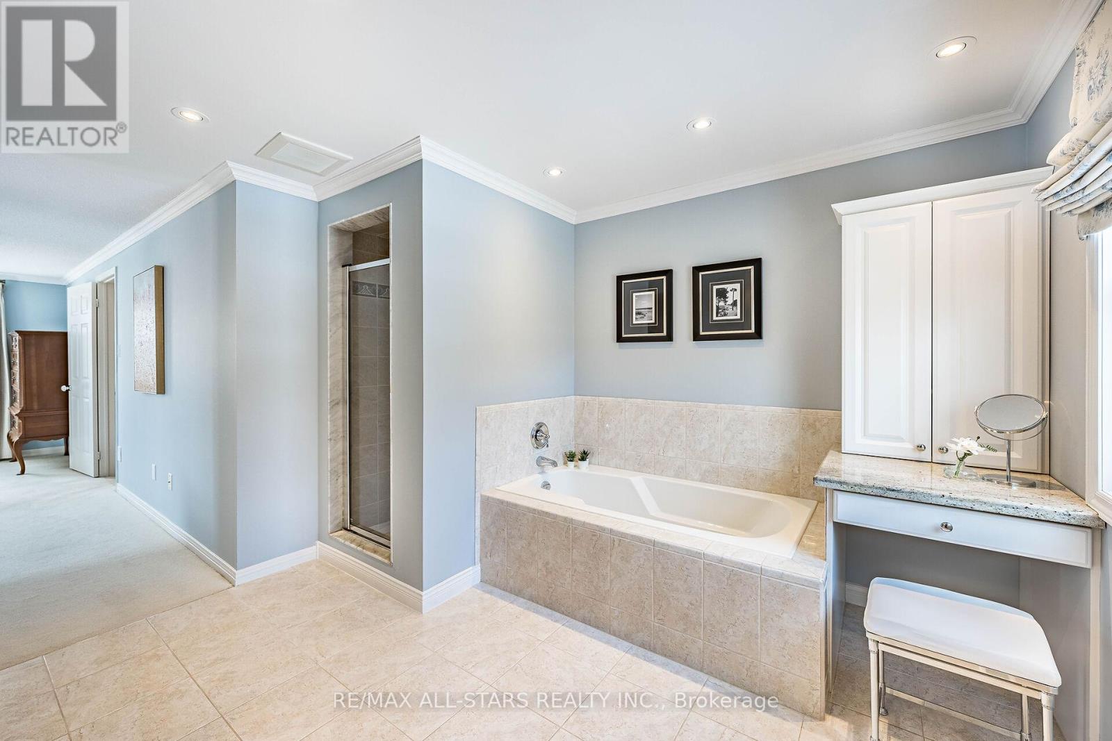 24 Ferndell Circle, Markham, Ontario  L3R 3Y8 - Photo 31 - N12820528