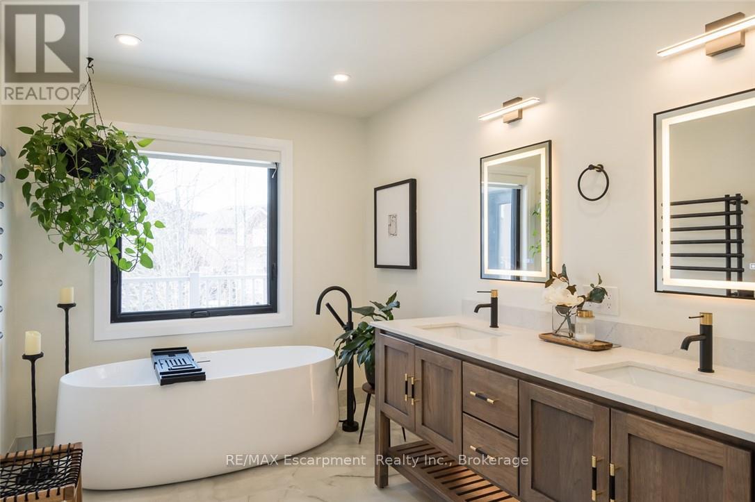 351 Wettlaufer Terrace, Milton, Ontario  L9T 7N4 - Photo 30 - W12824932