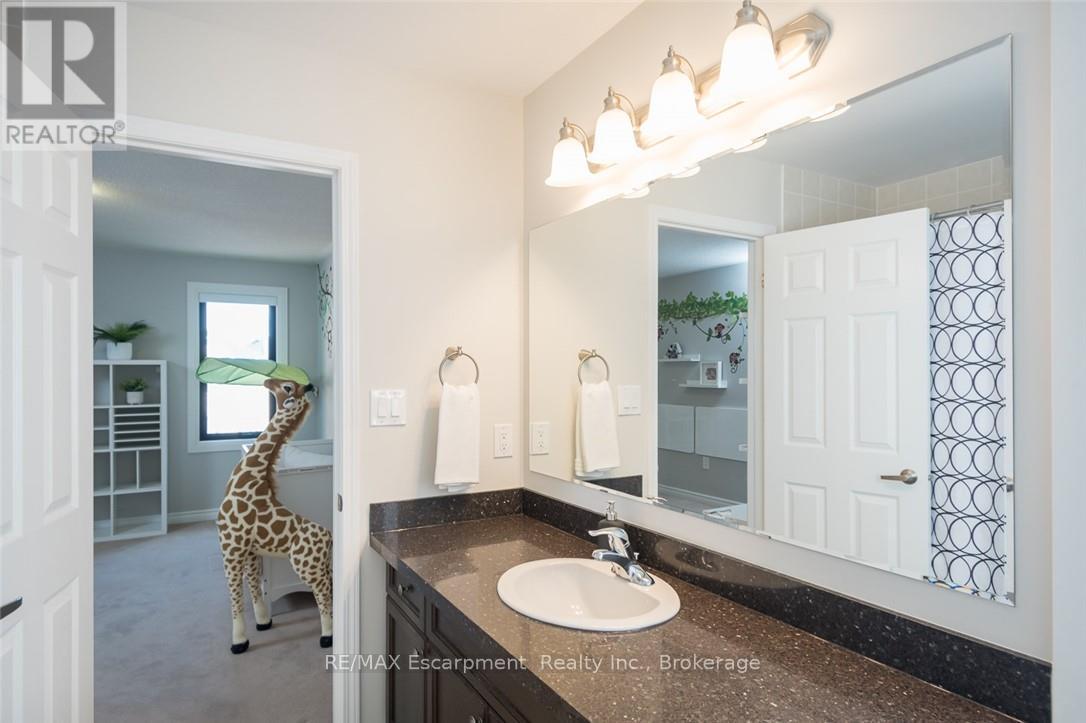 351 Wettlaufer Terrace, Milton, Ontario  L9T 7N4 - Photo 36 - W12824932