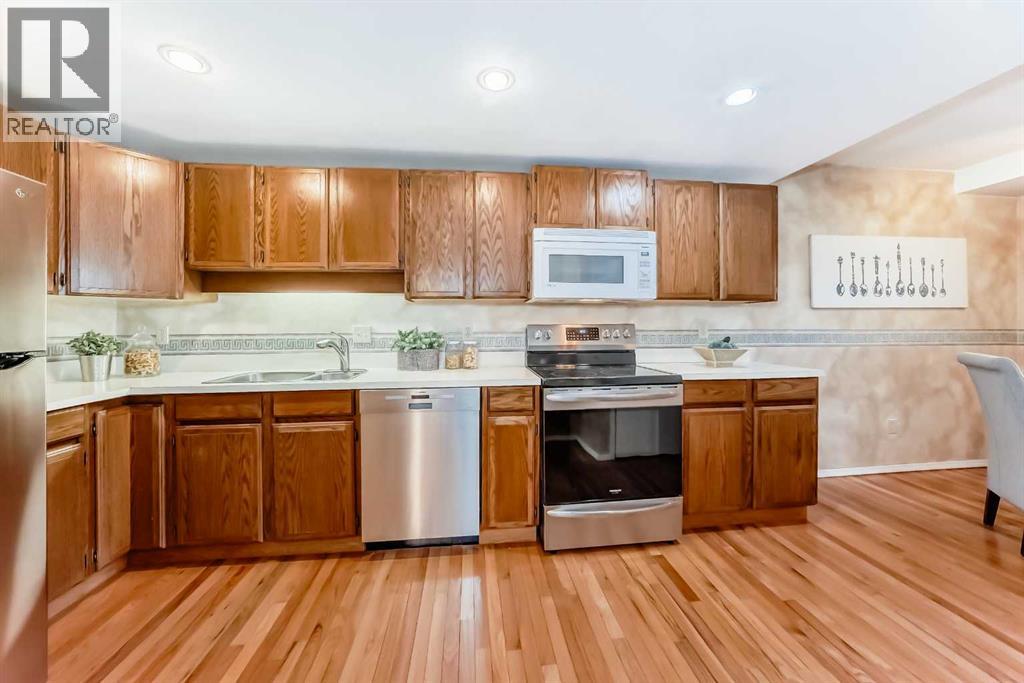 219 Point Mckay Terrace Nw, Calgary, Alberta  T3B 5B6 - Photo 6 - A2274805