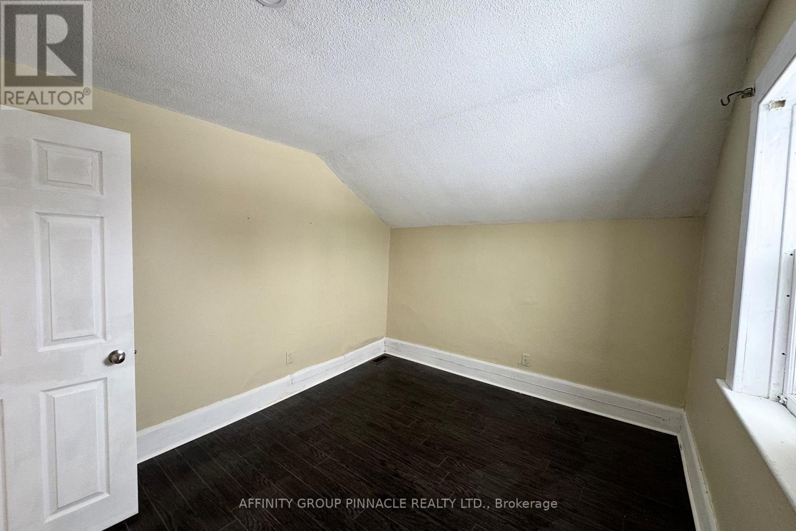 118 Lindsay Street S, Kawartha Lakes, Ontario  K9V 2M7 - Photo 24 - X12824888