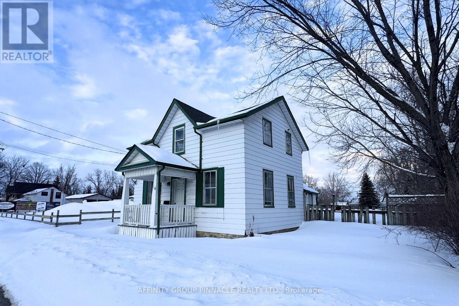 118 Lindsay Street S, Kawartha Lakes, Ontario  K9V 2M7 - Photo 5 - X12824888