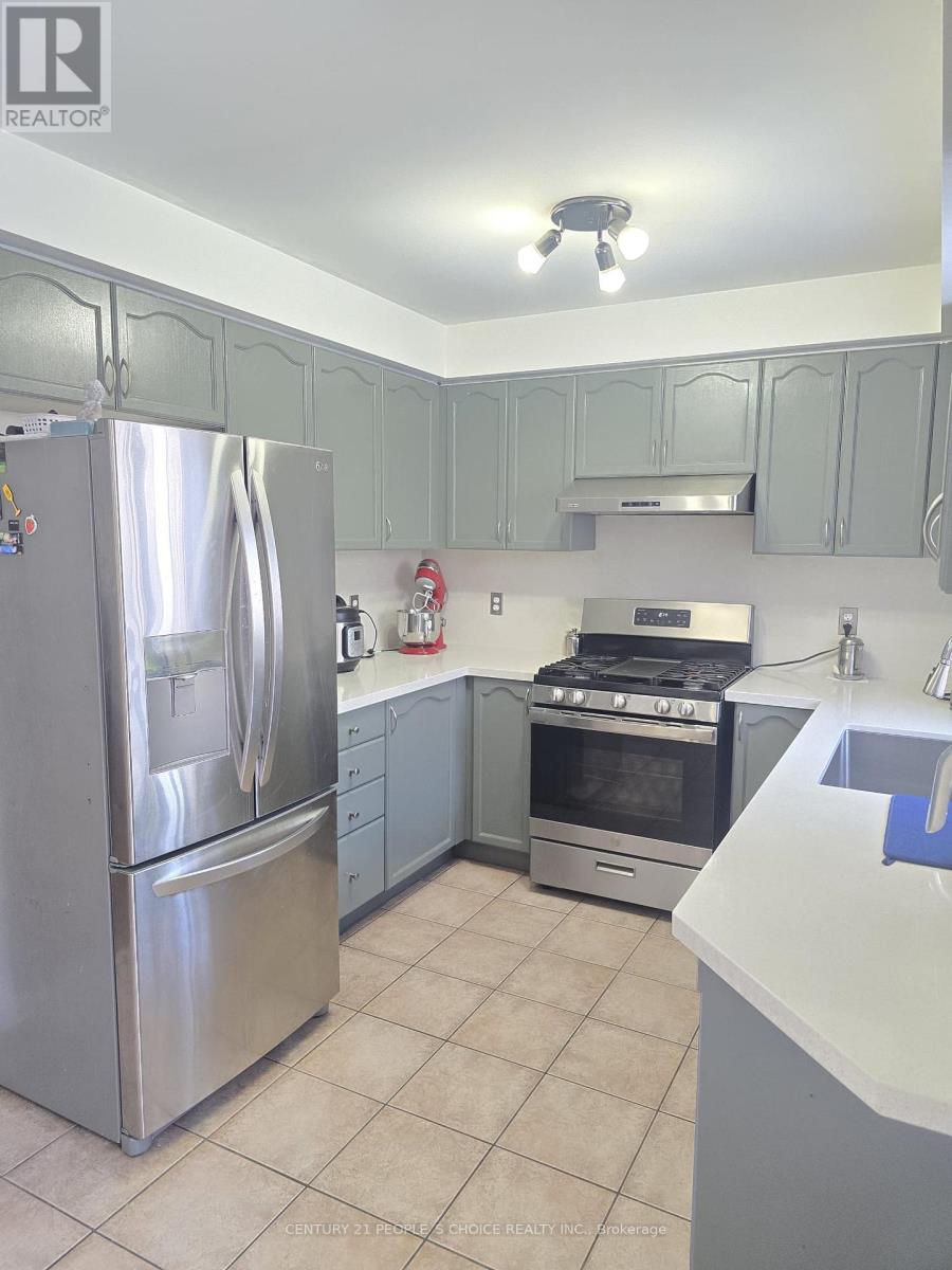 111 Gollins Drive E, Milton, Ontario  L9T 6J9 - Photo 13 - W12820808