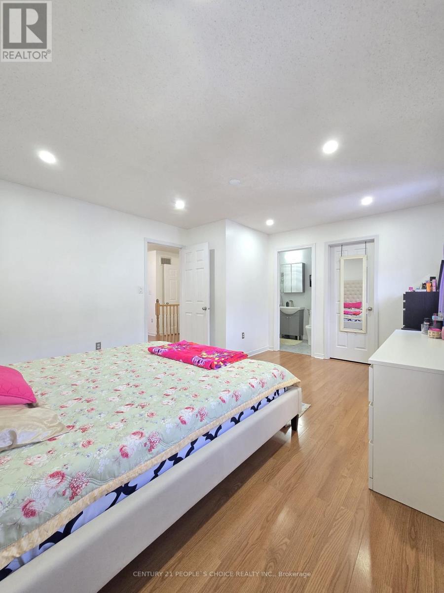 111 Gollins Drive E, Milton, Ontario  L9T 6J9 - Photo 19 - W12820808