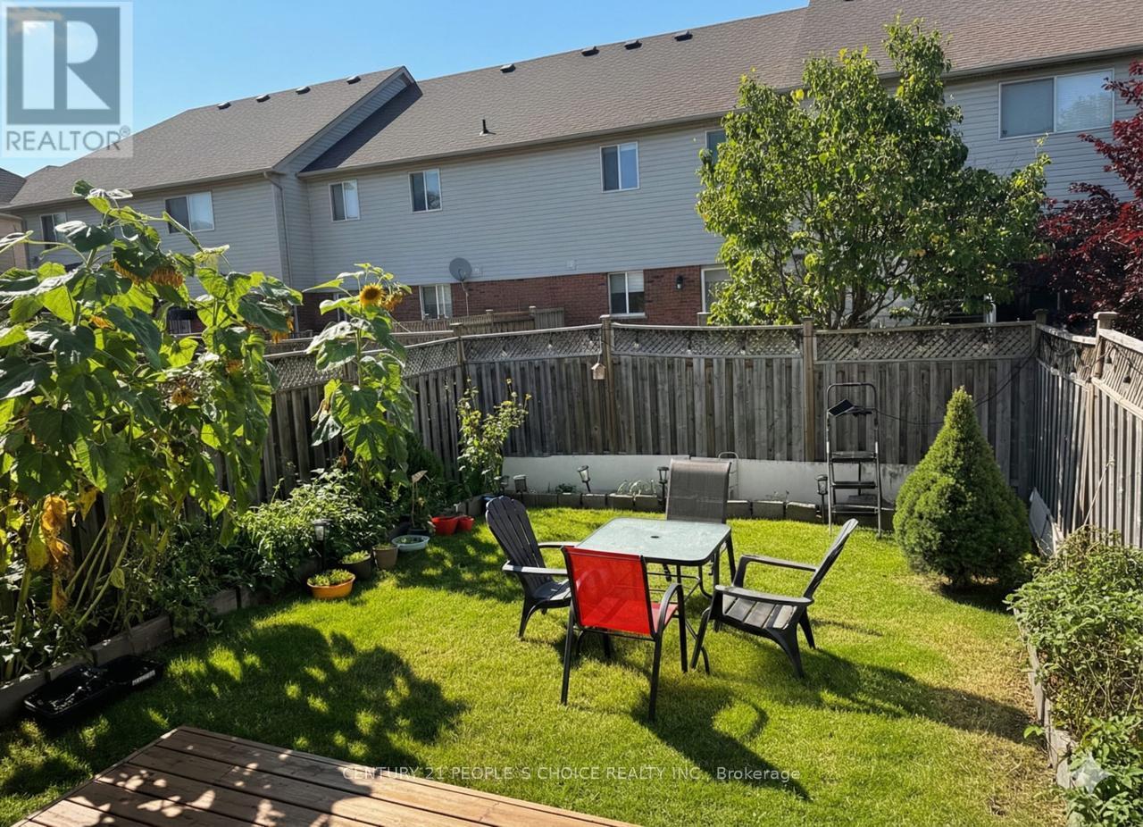 111 Gollins Drive E, Milton, Ontario  L9T 6J9 - Photo 32 - W12820808