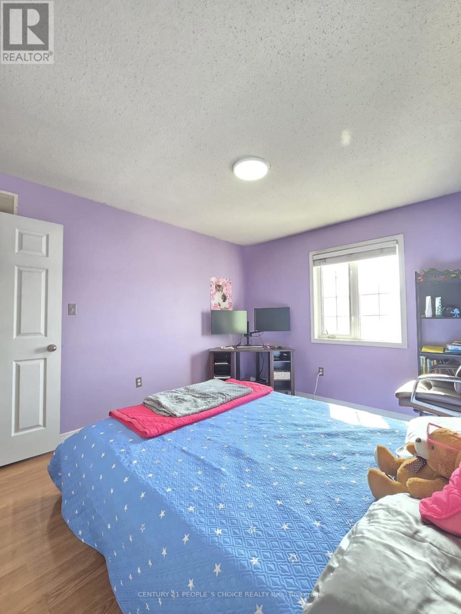 111 Gollins Drive E, Milton, Ontario  L9T 6J9 - Photo 23 - W12820808