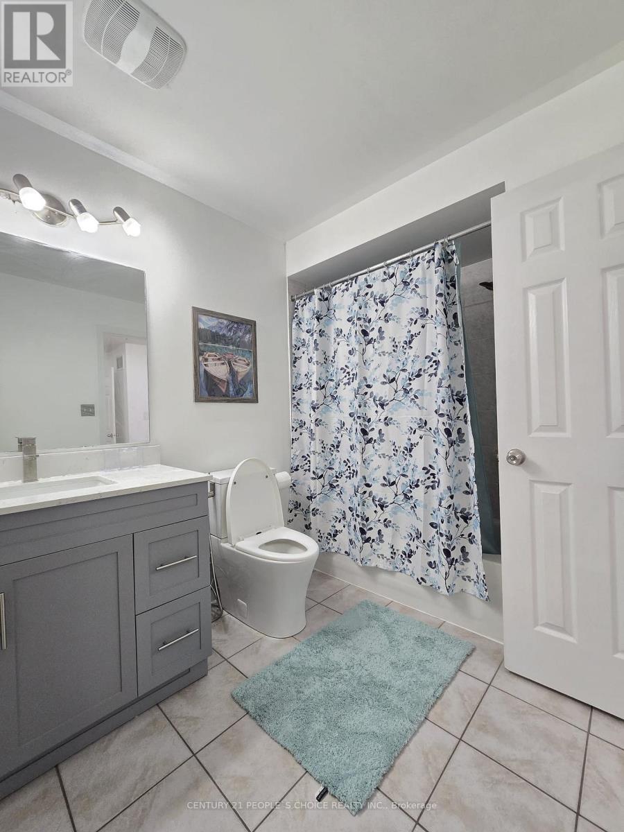 111 Gollins Drive E, Milton, Ontario  L9T 6J9 - Photo 28 - W12820808