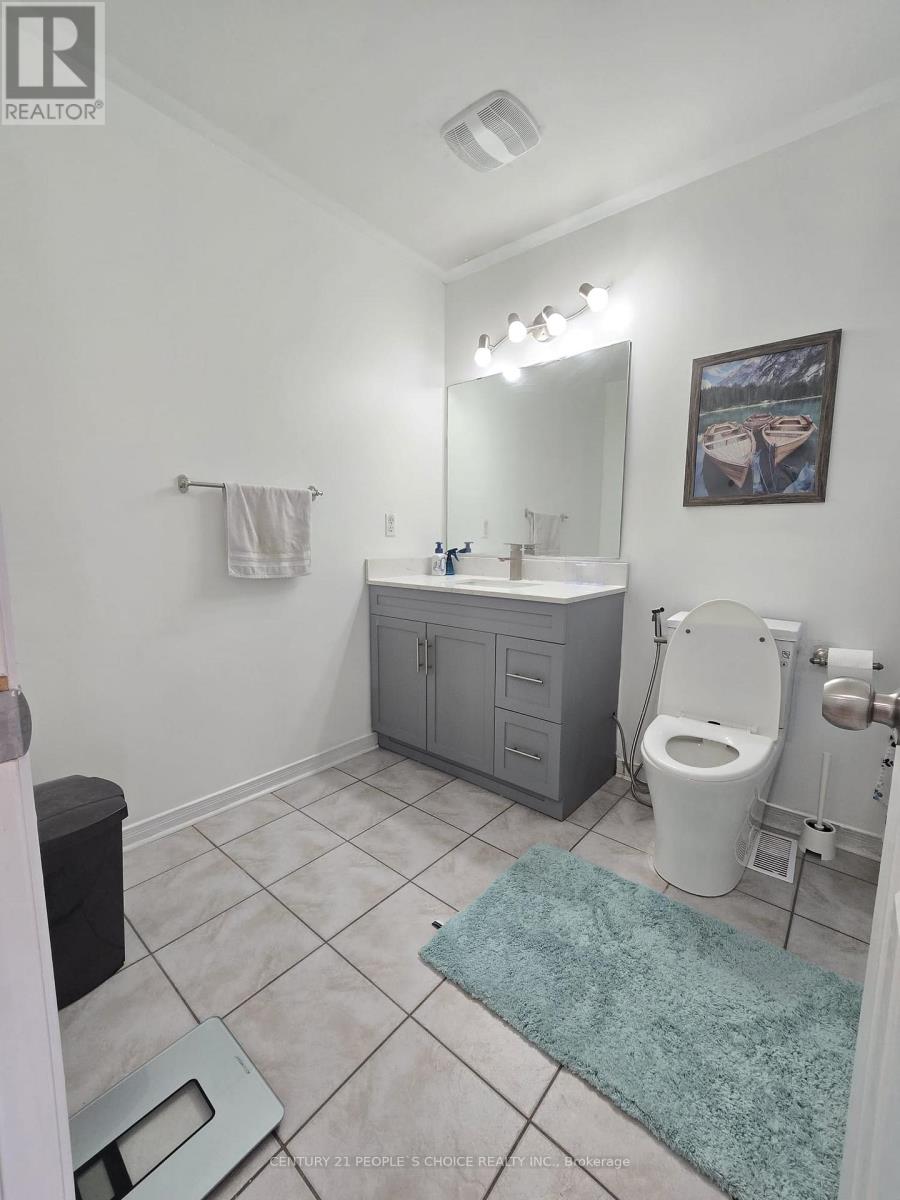 111 Gollins Drive E, Milton, Ontario  L9T 6J9 - Photo 27 - W12820808