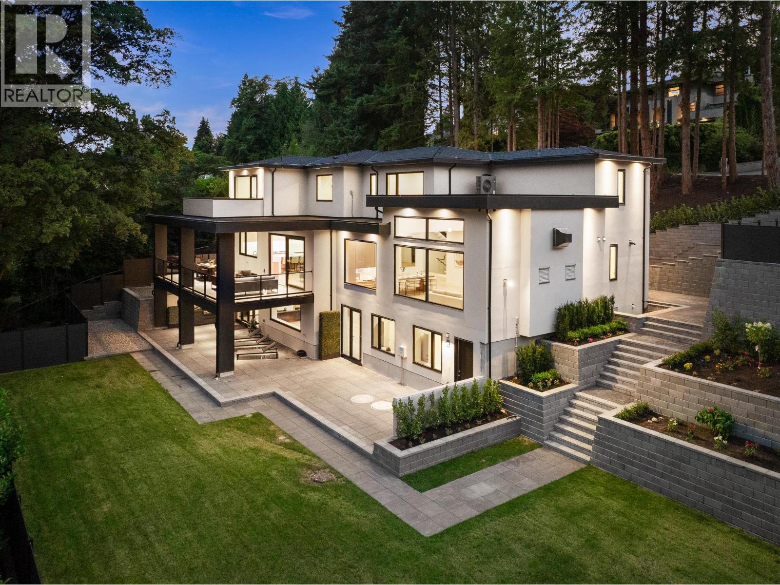 620 KENWOOD ROAD, West Vancouver, British Columbia