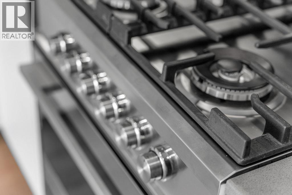 1308 1471 Hunter Street, North Vancouver, British Columbia  V7J 1H3 - Photo 3 - R3094013