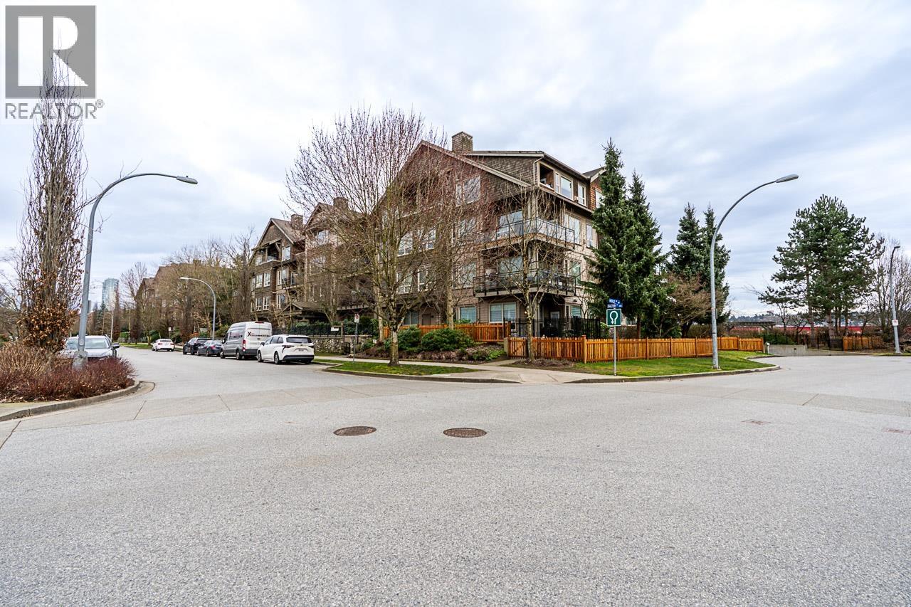 112 250 Salter Street, New Westminster, British Columbia  V3M 0B7 - Photo 2 - R3092408