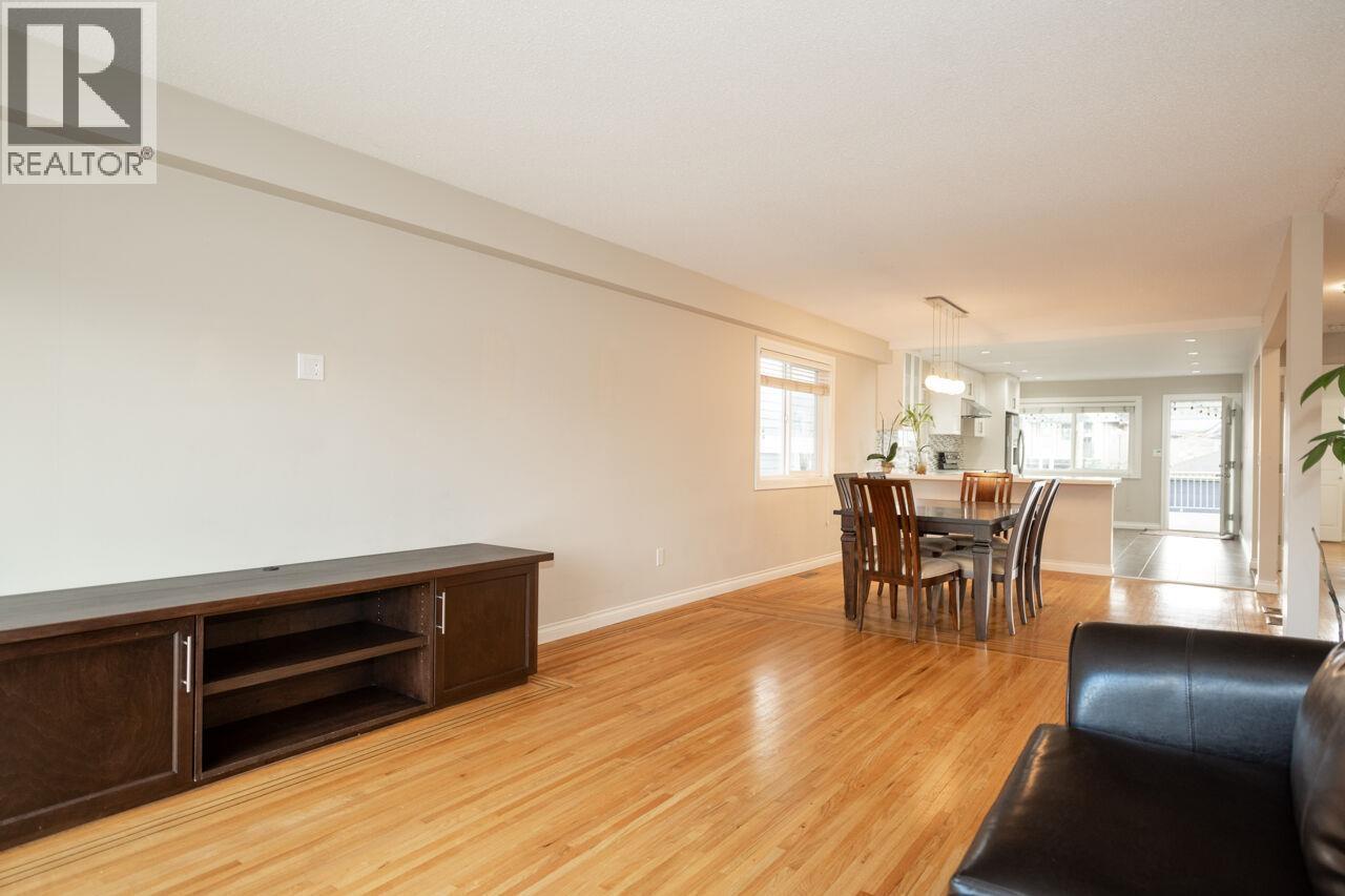 2654 Oxford Street, Vancouver, British Columbia  V5K 1N3 - Photo 11 - R3094030