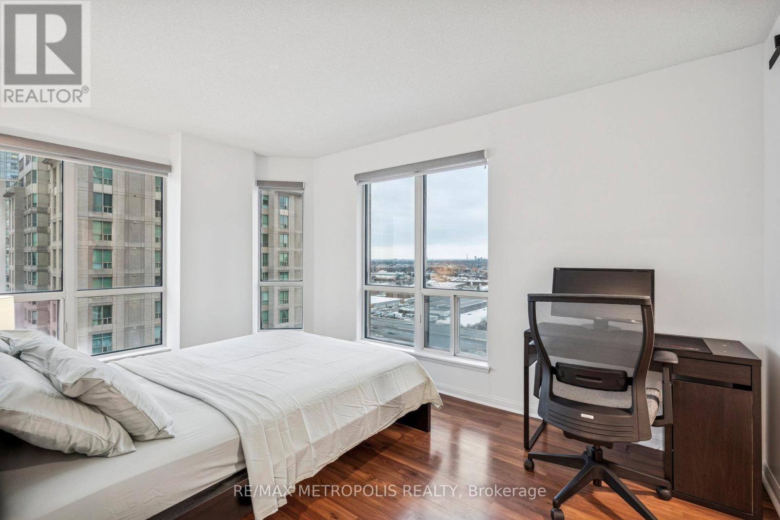 1911 - 8 Lee Centre Drive, Toronto, Ontario  M1H 3H8 - Photo 22 - E12824930