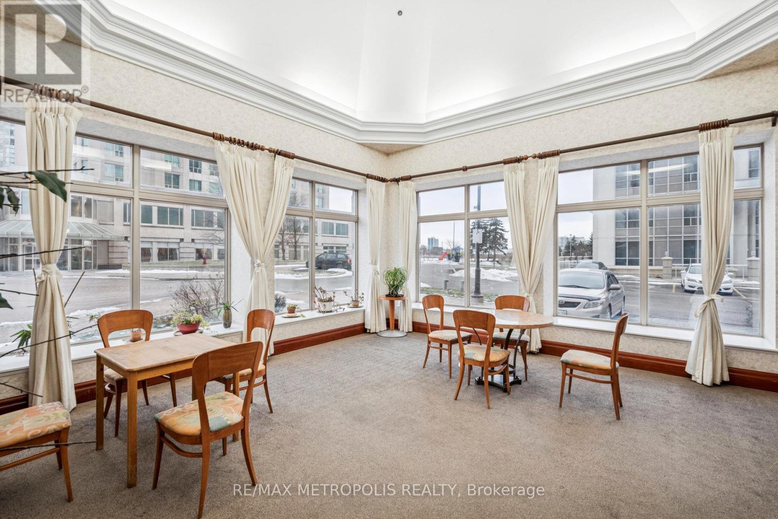 1911 - 8 Lee Centre Drive, Toronto, Ontario  M1H 3H8 - Photo 30 - E12824930