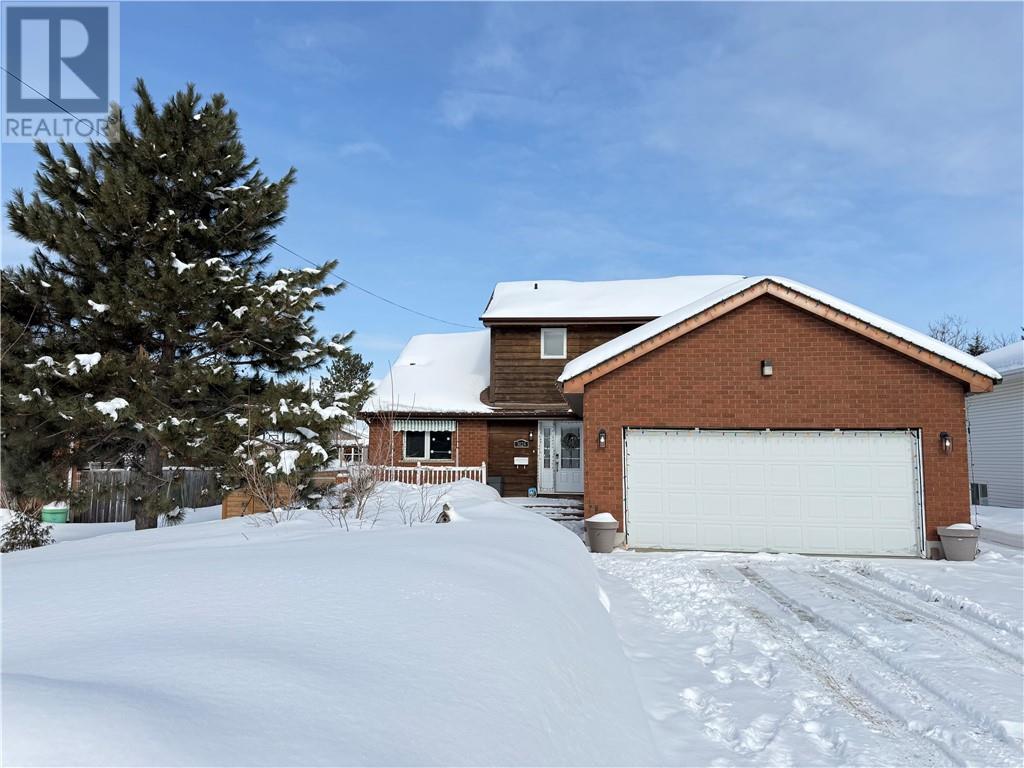 3024 Algonquin Road, Sudbury, Ontario  P3E 5B6 - Photo 2 - 2126596