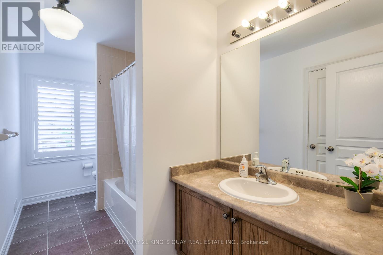 18 Manila Avenue, Markham, Ontario  L6C 0W1 - Photo 26 - N12824916