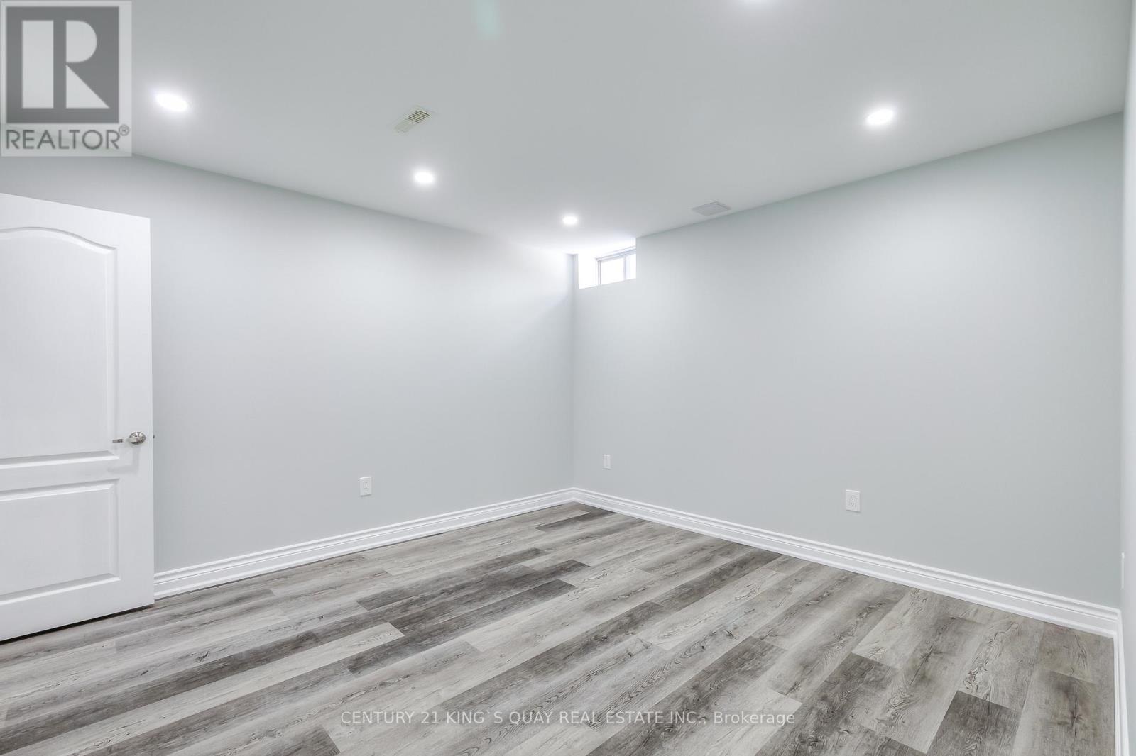 18 Manila Avenue, Markham, Ontario  L6C 0W1 - Photo 34 - N12824916