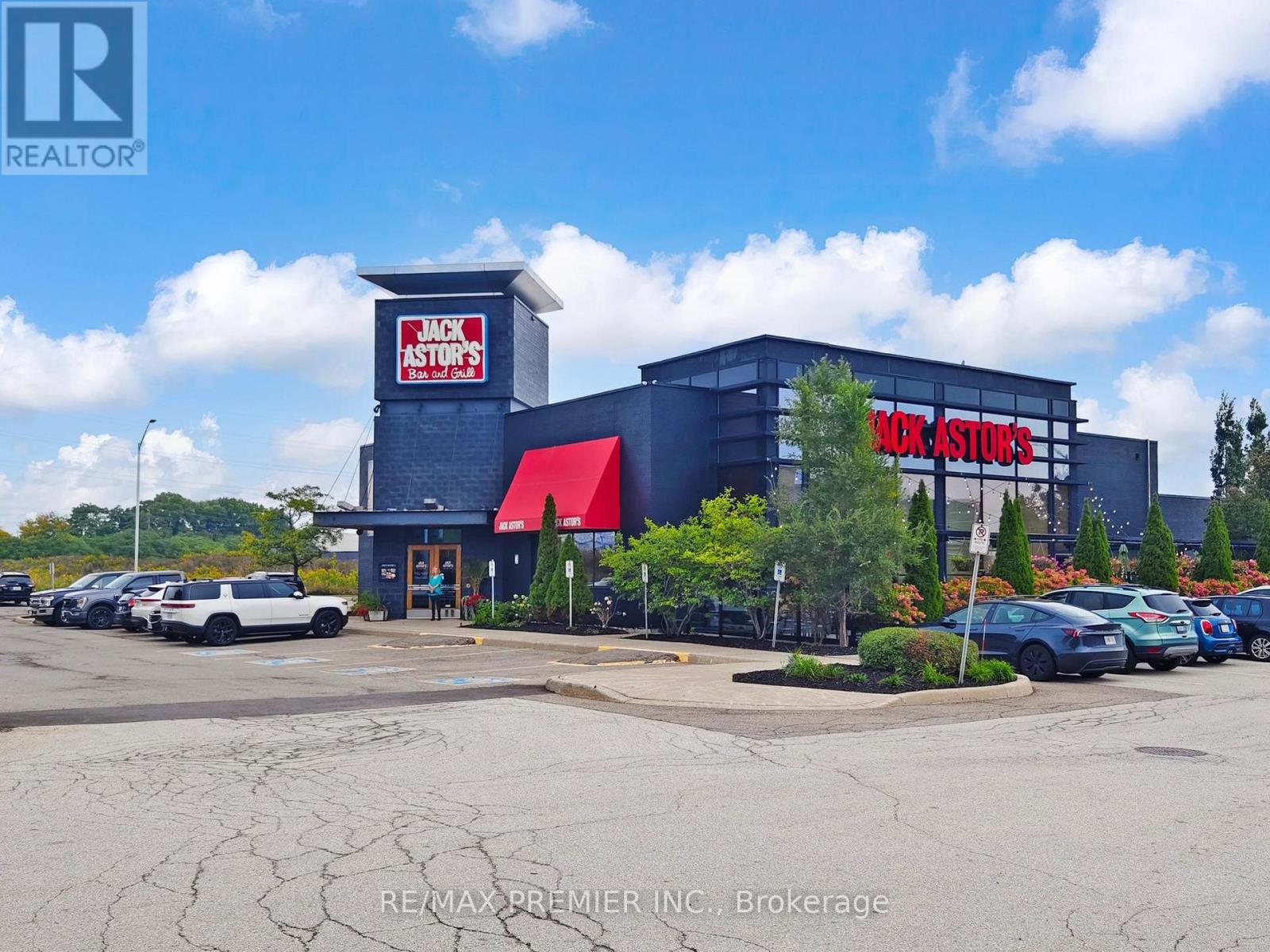 302-04 - 3390 South Service Road, Burlington, Ontario  L7N 3J5 - Photo 42 - W12824912