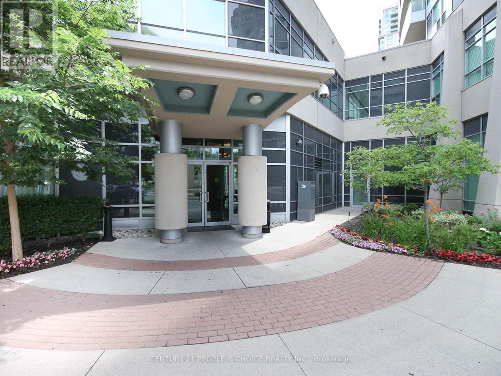 903 - 1 Elm Drive, Mississauga, Ontario  L5B 4M1 - Photo 6 - W12824942