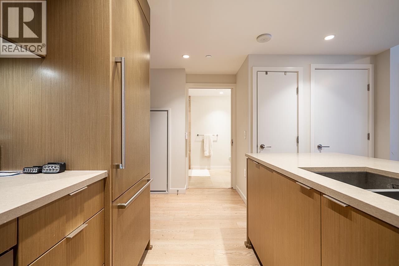 701 112 E 13th Street, North Vancouver, British Columbia  V7L 0E4 - Photo 7 - R3093029