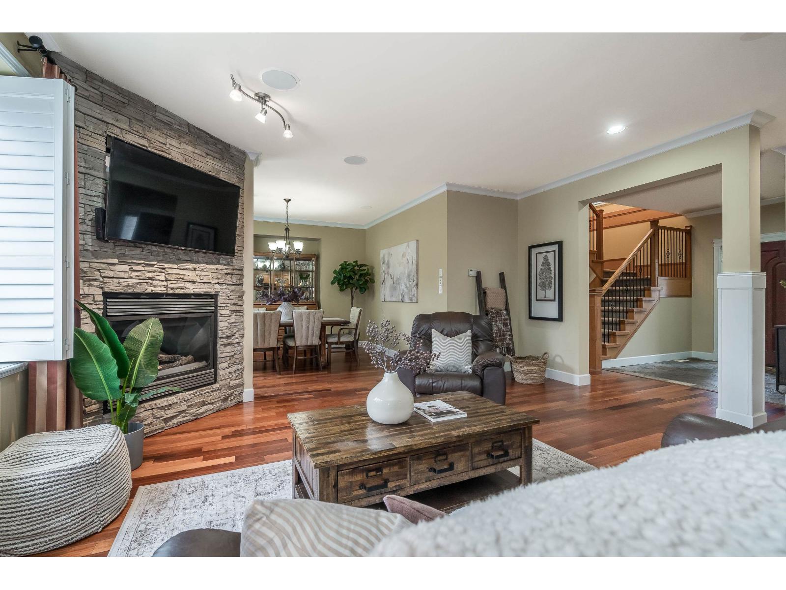 9422 216a Street, Langley, British Columbia  V1M 4E2 - Photo 10 - R3093871