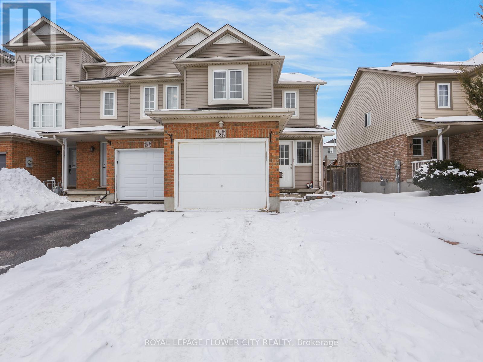 132 DONNENWERTH DRIVE, Kitchener, Ontario
