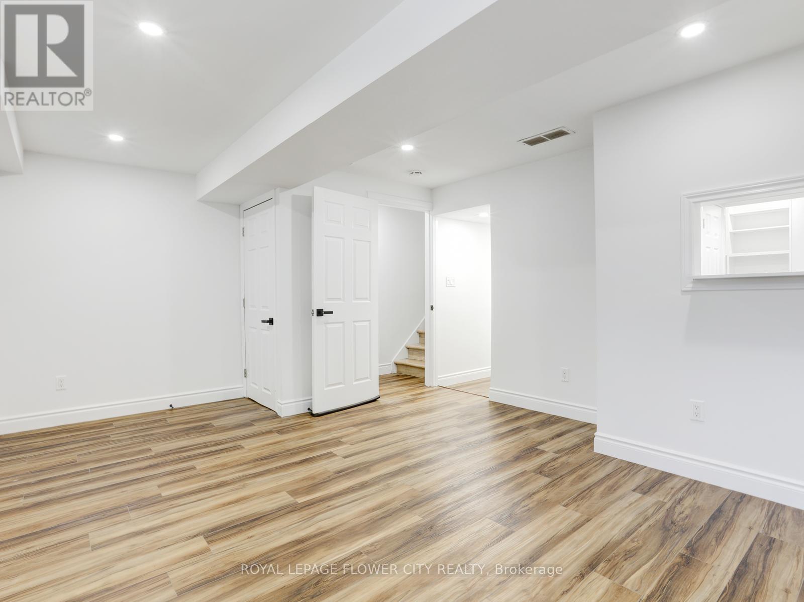 132 Donnenwerth Drive, Kitchener, Ontario  N2E 4C8 - Photo 39 - X12824908