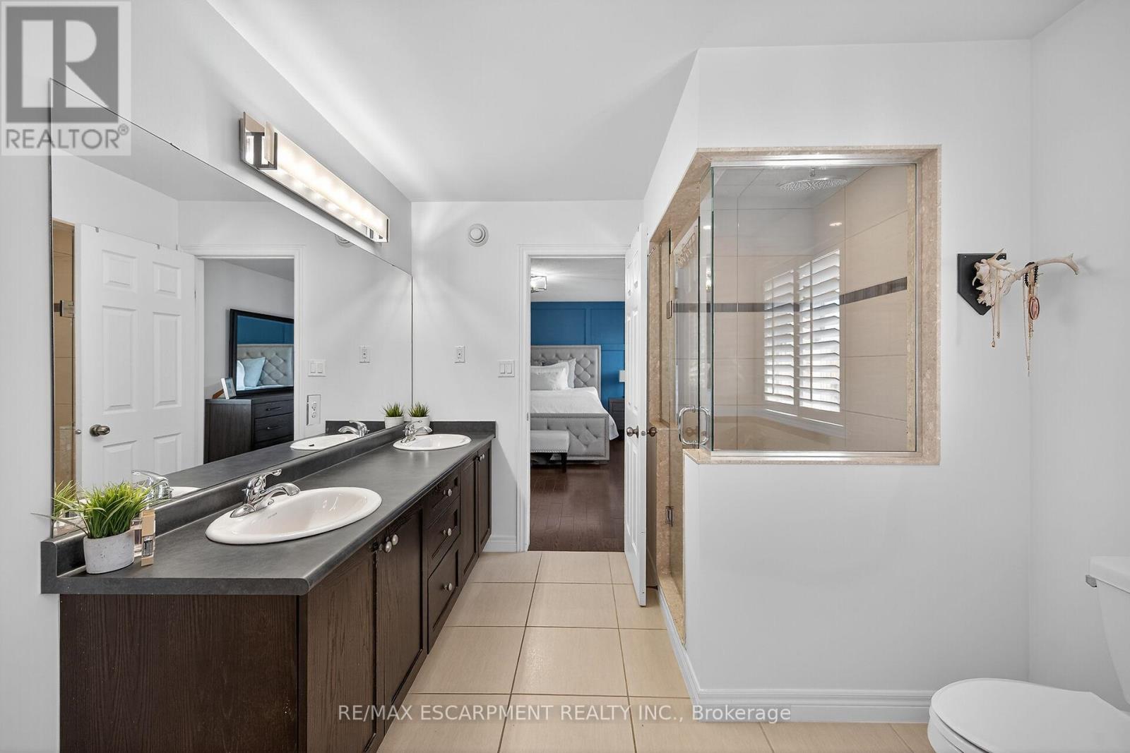 8 Chartwell Circle, Hamilton, Ontario  L9A 0B6 - Photo 27 - X12824914