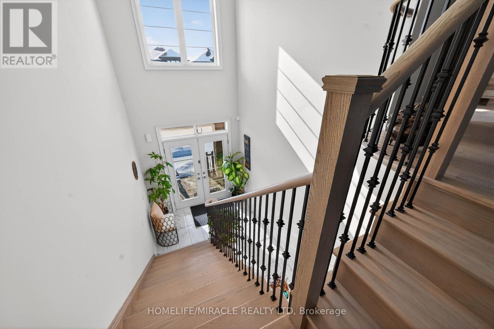 12 Rainbow Drive, Haldimand, Ontario  N3W 0G1 - Photo 39 - X12824928