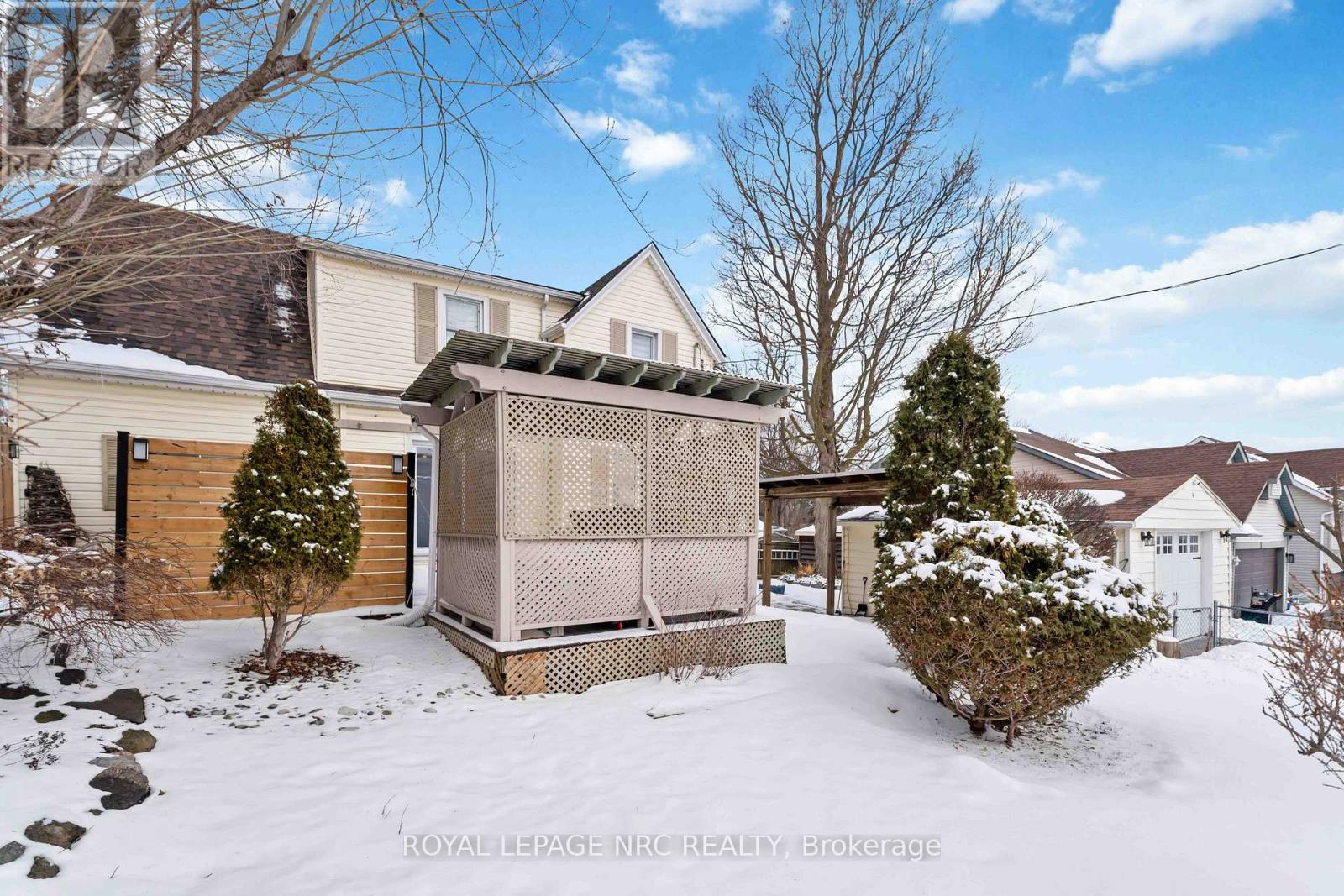 1359 Pelham Street S, Pelham, Ontario  L0S 1E0 - Photo 37 - X12824946