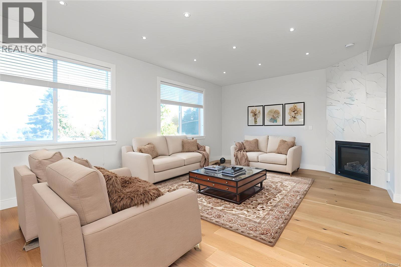 914 Peace Keeping Cres, Langford, British Columbia  V9C 2P4 - Photo 2 - 1020164