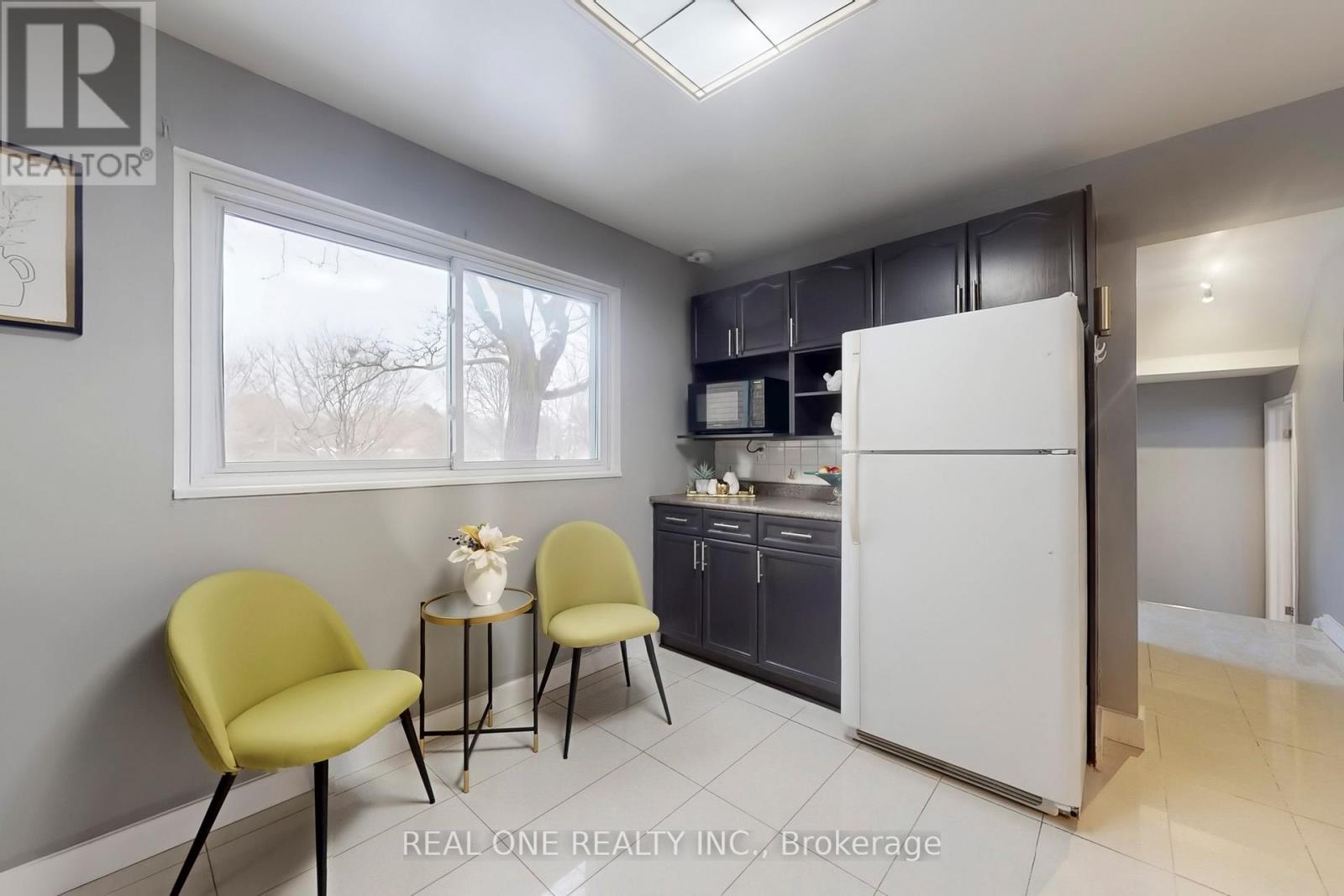 62 Courville Causeway, Toronto, Ontario  M2J 3V5 - Photo 12 - C12824948