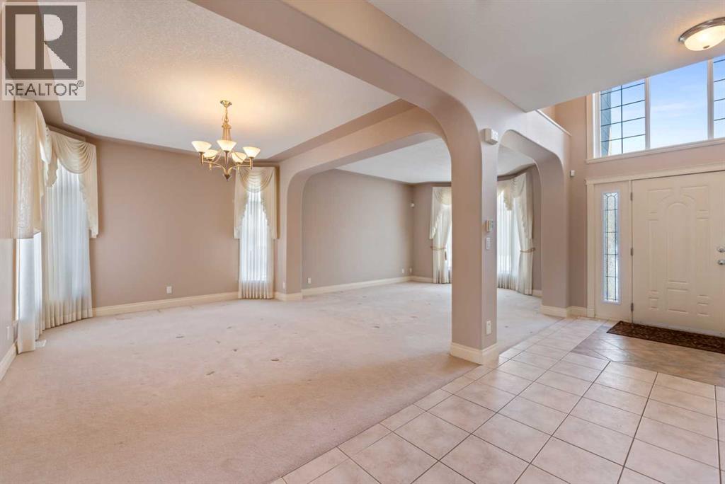 3 Lynx Meadows Drive Nw, Calgary, Alberta  T3L 2M1 - Photo 12 - A2288946