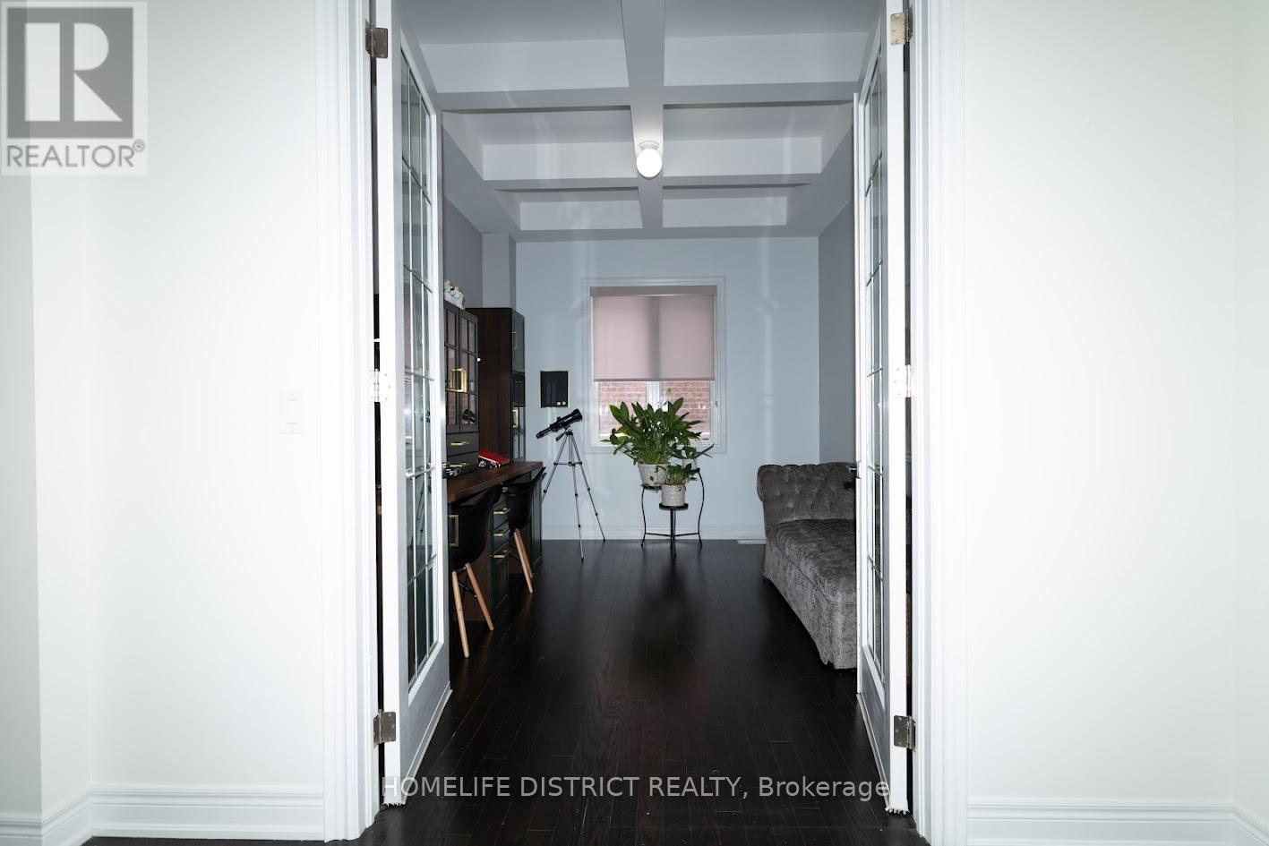 210 Cannes Avenue, Vaughan, Ontario  L4H 3X2 - Photo 11 - N12824984