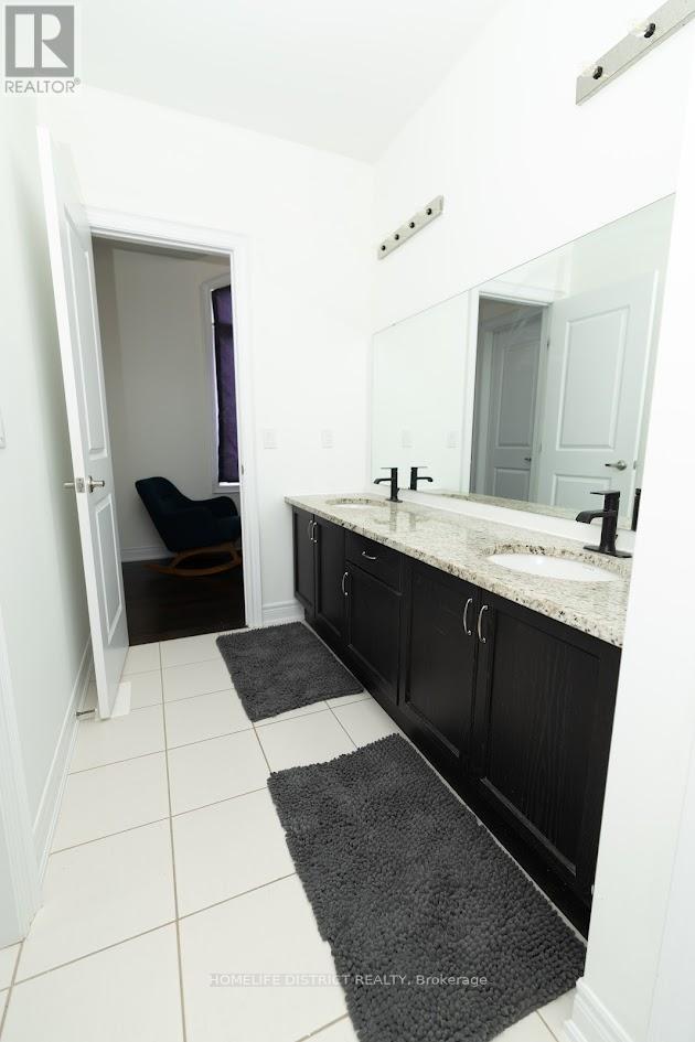 210 Cannes Avenue, Vaughan, Ontario  L4H 3X2 - Photo 29 - N12824984