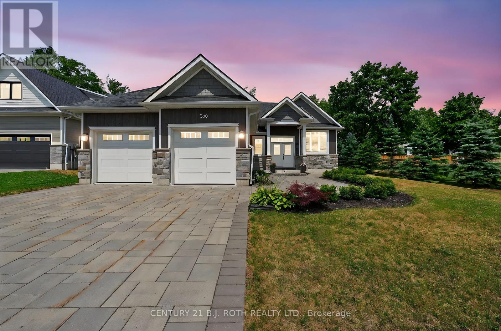 300 Shanty Bay Road, Oro-Medonte, Ontario  L4M 1E6 - Photo 4 - S12825004