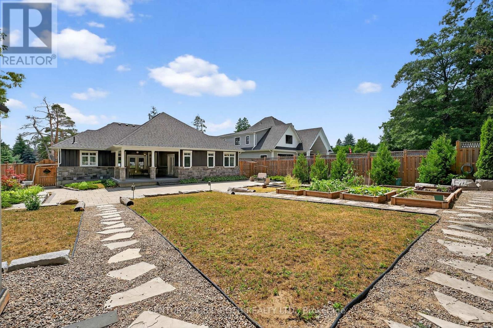 300 Shanty Bay Road, Oro-Medonte, Ontario  L4M 1E6 - Photo 43 - S12825004