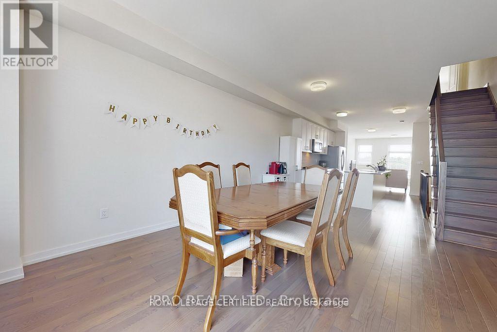 2614 Castlegate Crossing, Pickering, Ontario  L1X 0H9 - Photo 12 - E12824848