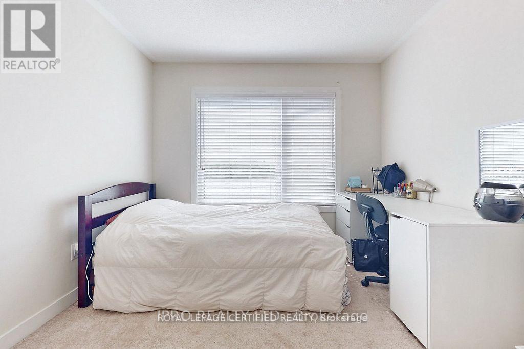 2614 Castlegate Crossing, Pickering, Ontario  L1X 0H9 - Photo 27 - E12824848