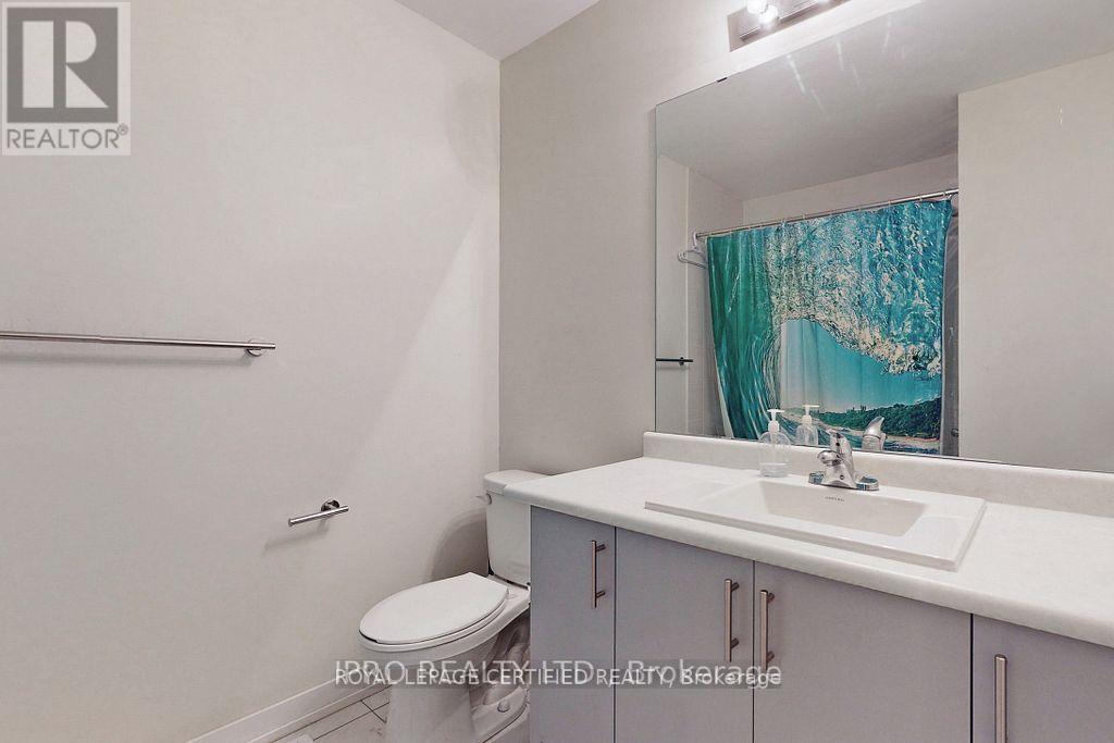 2614 Castlegate Crossing, Pickering, Ontario  L1X 0H9 - Photo 32 - E12824848