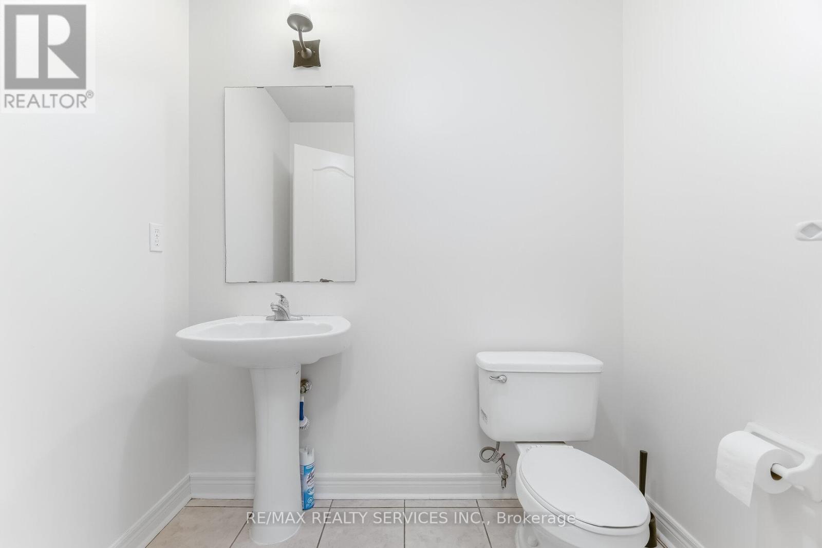 4 Rocky Point Crescent, Brampton, Ontario  L6V 4S8 - Photo 22 - W12805948