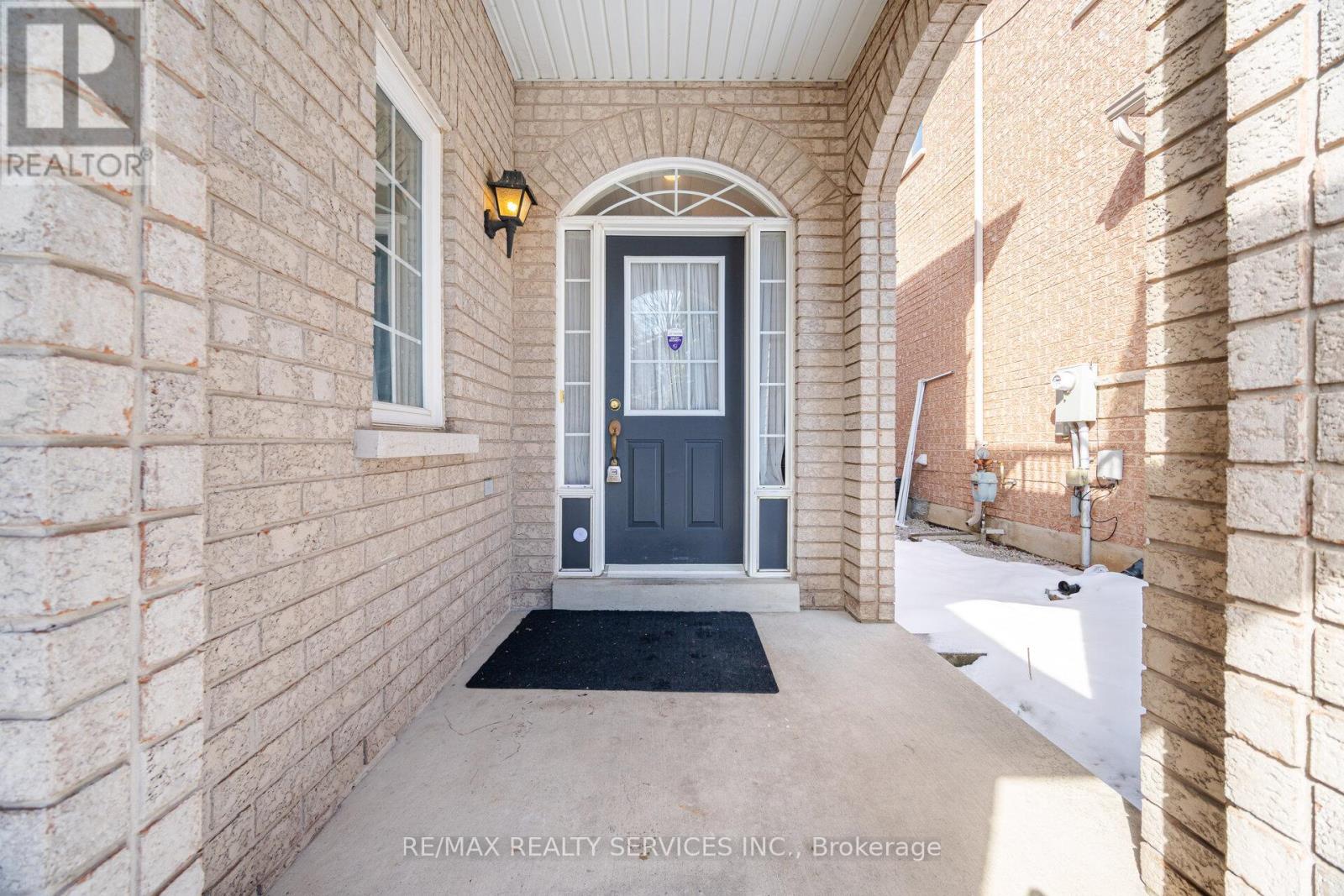 4 Rocky Point Crescent, Brampton, Ontario  L6V 4S8 - Photo 30 - W12805948