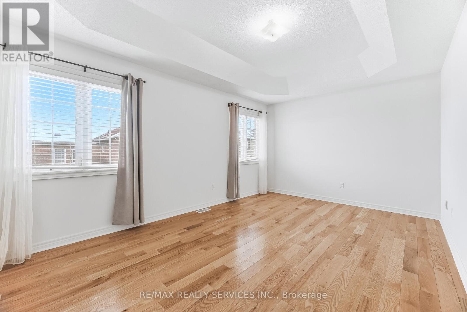 4 Rocky Point Crescent, Brampton, Ontario  L6V 4S8 - Photo 27 - W12805948