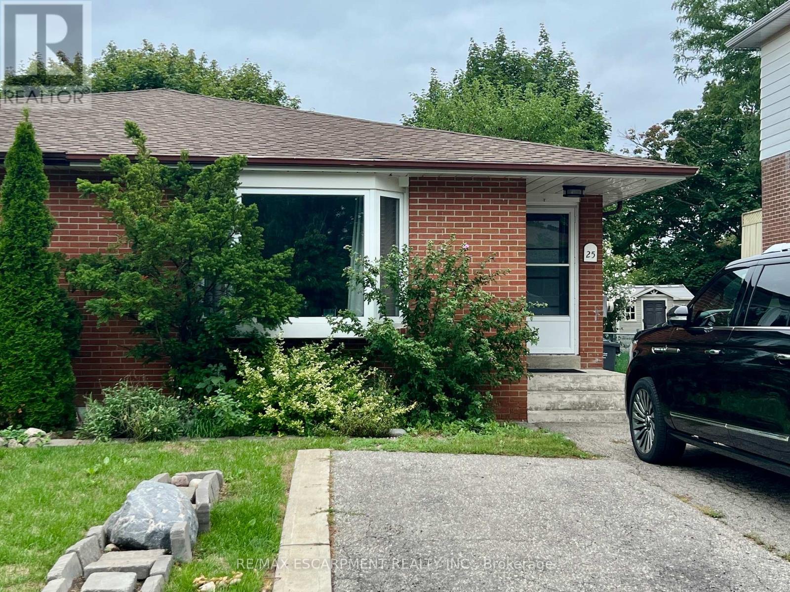 UPPER - 25 JOYCELYN DRIVE, Mississauga, Ontario
