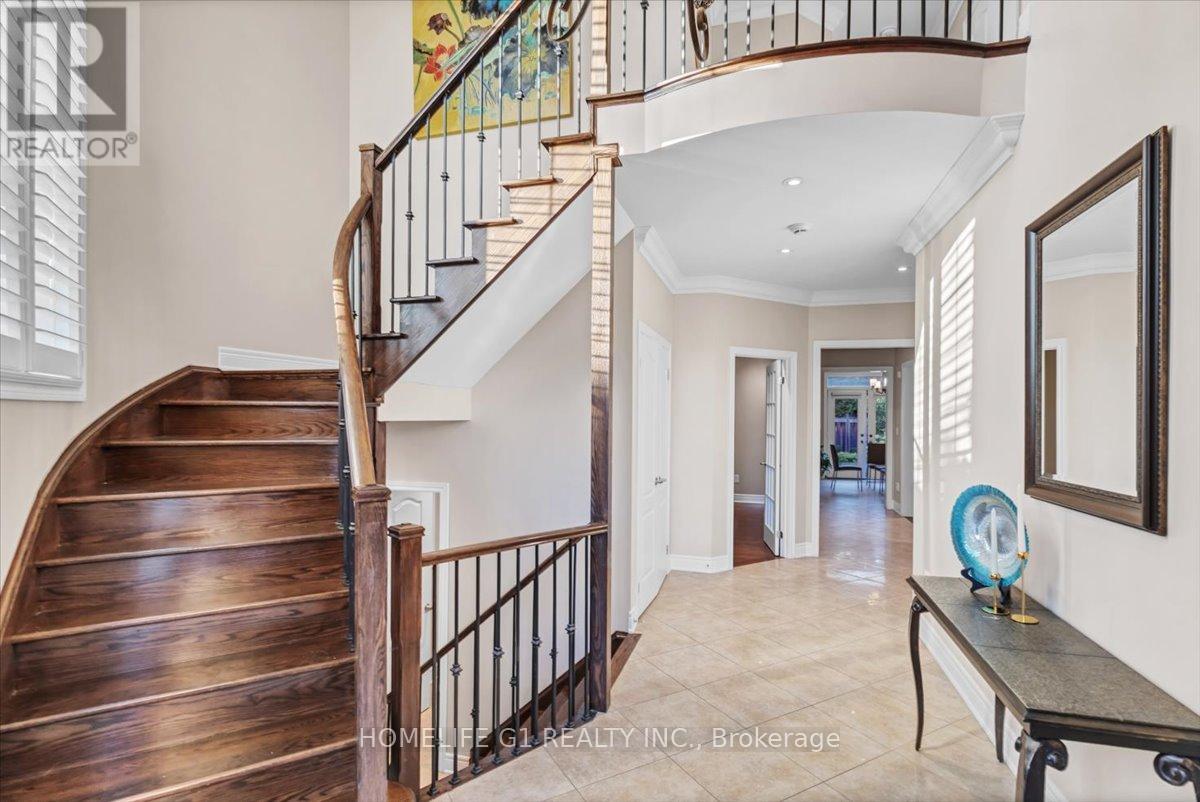 2355 North Ridge Trail, Oakville, Ontario  L6H 0A8 - Photo 4 - W12825008